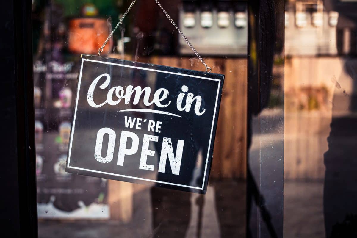 Boost Pub and Bar Sales with Effective Signage